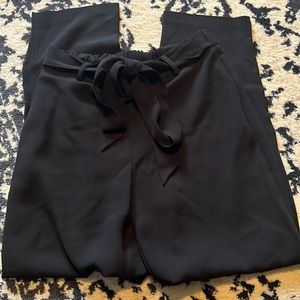 Black women’s paperbag dress pants size 4